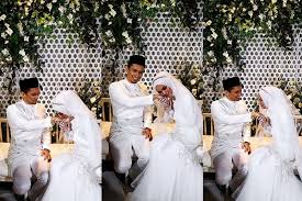 Sheikh hamdan bin mohammed bin rashid al maktoum (arabic: Myartis Com Myartis My Artis 4 Foto Selamat Nikah Nazrief Nazri Pilih Model Hijab