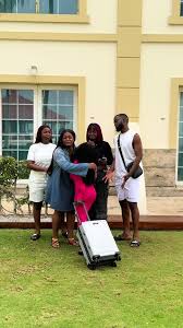 Tu vas vraiment me manquer 😩🤧 @RACH_MAKOSSO🧿 @Rosineofficiel0 @BOP DYLAN  @Mk. michelleee❣️ @𝐌𝐈𝐑𝐀𝐂𝐋𝐄💜