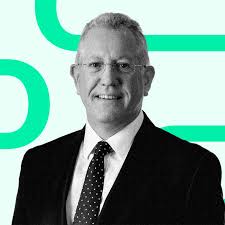 The Power of Influence: How Effective Communication Fuels Social Selling  Success