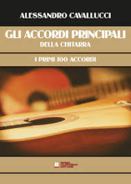 Skitarrate fornisce accordi musicali, testi e spartiti per chitarra per moltissimi generi musicali, scale e posizioni, ricerca automatica e richiesta accordi. Gli Accordi Principali Della Chitarra I Primi 100 Accordi Alessandro Cavallucci Libro Mondadori Store