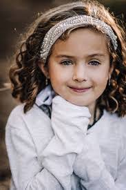 Simona Dan's Instagram, Twitter & Facebook