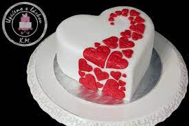 Zebra heart cake double layer 8 heart shaped cake covered in bc with mmf accents. Simple Heart Cake For Birthday Vanilla Sponge Tiramisu Filling White Chocolate Buttercream With Light Coffee Touch Heart Cake Design Cake Valentine Cake