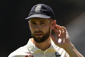 Chris Woakes overseas without facial hair Bowling average: 61.77 Chris  Woakes overseas with facial hair Bowling average: 22.16 The beard that's  feared?