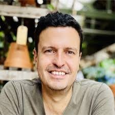 Jane Mcclay's Instagram, Twitter & Facebook