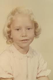 Sharon Roe's Instagram, Twitter & Facebook