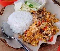 Mari kita mulai dengan resep ayam geprek yang paling populer terlebih dahulu. Ragam Resto Resep Ayam Geprek Crispy
