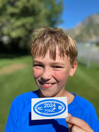 Thanks to Esquire LLC for letting us post a Roadrunner poster along Lover's  Lane. Last track meet is today, June 3, and team party is tomorrow, June 4.  We will start up