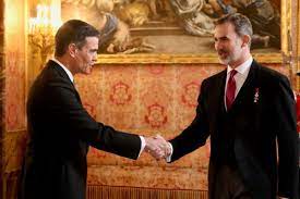 Pedro Sánchez no oculta su estrecha relación con Felipe y Letizia