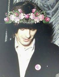 If You Re Going To San Francisco Be Sure To Wear Some Flowers In Your Hair Beatles George The Beatles John Lennon Beatles