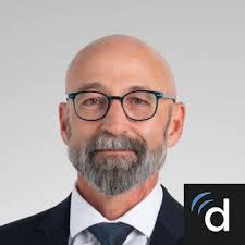 Dr. Geovonni Bell, MD