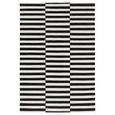 Einladende fußmatten pflegeleichte läufer für den flur teppiche als blickfang im wohnraum. Stockholm Teppich Flach Gewebt Handarbeit Gestreift Schwarz Elfenbeinweiss 170x240 Cm Ikea Deutschland