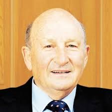 Farewell to an iconic insurance mogul