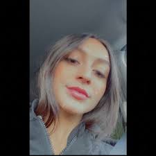 Julia Petti (@yesiamjuju)