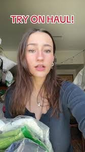 Devon Shade's Instagram, Twitter & Facebook