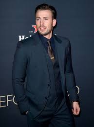 Channing Tatum Wears Dolce Gabbana For Berlin Premiere Of White House Down Logan Lerman Amanda Seyfried Amanda
