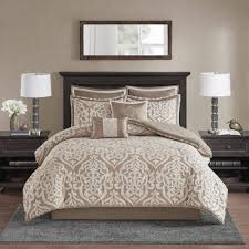 With a striking and boldly contrasting pieced design, this comforter set is sure to create a cozy bedroom. Luxury And Glam Bedding Sets Target
