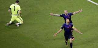 España y chile se enfrentan este miércoles a las 21.00 (hora española), en el mítico estadio de maracaná, en la segunda jornada del grupo b del mundial de brasil. Mundial 2014 Catastrofe Siniestro Total Ridiculo De Espana Sentencia La Prensa