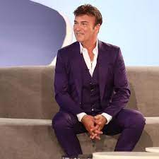 Tony carreira, dia 17 à noite, a entrevista na tvi, adianta a mesma estação. Bomba Tony Carreira Da Primeira Entrevista A Goucha Apos Morte De Sara Carreira
