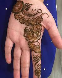 Simple Arabic Mehndi Designs For Front Hand K4 Fashion Applying mehendi is an art that requires keen intricacy, patience and an extreme level of 15 simple mehendi design front hand. simple arabic mehndi designs for front