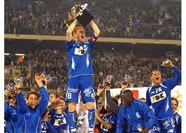 Een dikke chapeau voor yves vanderhaeghe, ik zie hem dit kaa gent nog kampioen maken. Gent Wint Beker In 2010 Kaa Gent Gent New Image