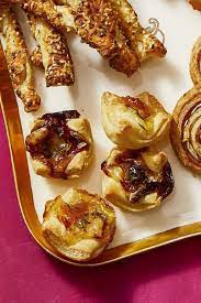 The perfect amount of sweet and savory. 65 Best Christmas Appetizers 2020 Easy Recipes For Christmas Party Apps