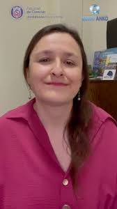 Si bien es cierto que hacer ciencia es importante, realizar divulgación  científica también, ya que es una de las formas en que el conocimiento  puede alcanzar a todas las personas🫶🏻, "Santiago no es ...