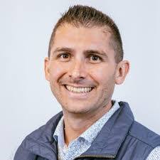 Alex Cetina's Instagram, Twitter & Facebook