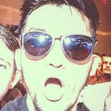 Stream Daniel Less music