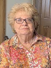 Diane Cutshaw's Instagram, Twitter & Facebook