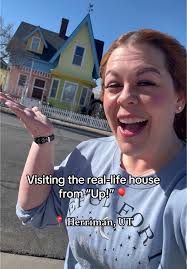 Visiting the REAL-LIFE HOUSE from the Disney/Pixar movie “Up”! 📍🌈 #up  #uphouse #disney #pixar #carlandellie #house #realuphouse #moviereplica