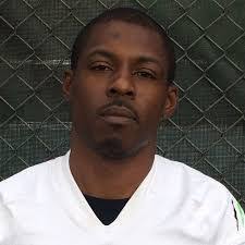 Racine Raiders: Milwaukee County Chargers' 44-year-old King still a force  at QB