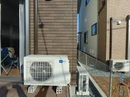 エアコン室外機を移動する工事 柏市 プライムワーク アンテナ工事 電気工事 エアコン工事 換気扇工事 Lan工事 防犯カメラ工事 千葉 埼玉 茨城