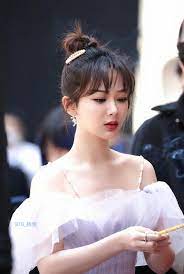 Последние твиты от 杨紫 andy yang zi (@yangzi_1106). Yang Zi And Xiao Zhan Were Photographed For A Meal Together The Two Wore A Couple Costume Netizens Looking Forward To It Inews