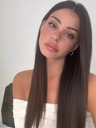 laura Pausini · 1.3M threads