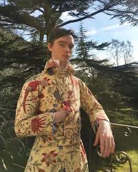 This Man Said Goodbye To His Last Piece Of Modern Clothing At The Age Of 14 And Has Worn Historical Clothing Ever Since Modern Outfits Historical Clothing 18th Century Fashion