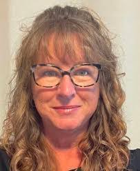 Beth Selig's Instagram, Twitter & Facebook