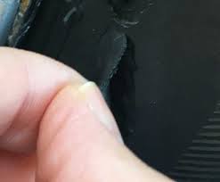 車のタイヤ側面がささくれ 剥がれた場合 走行しても大丈夫 実体験レポ 車 タイヤ タイヤ交換