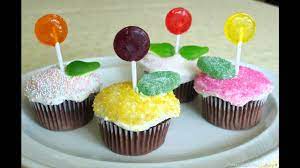You can go monochromatic, like with this pink velvet cupcake, or go with whatever color combo would go with your party. Easy Cupcake Decorating Ideas For Kids Youtube