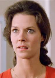 Fan Casting JoBeth Williams as Mackenzie Zales in The Most Popular Girls in  School ('80s Adult Cast)