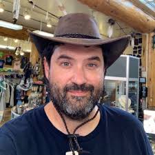 Conor Hanson (@condorhanson)