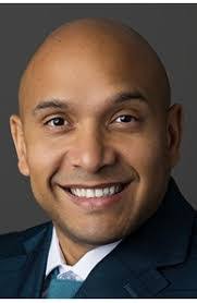 Karen Houlihan's Instagram, Twitter & Facebook