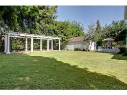 Shame there are no floor plans available? Father Of The Bride Between Naps On The Porch