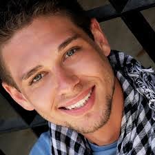 Anthony Perrelli's Instagram, Twitter & Facebook