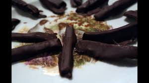 Recette Des Orangettes Au Chocolat Par Mamy Monica Youtube Orangettes Au Chocolat Recette Orangettes