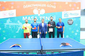 Pendik Te Ogretmenler Masa Tenisi Turnuvasinda Kiyasiya Yaristi