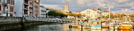 However, there are services departing from teatralnaya and arriving at st jean de luz ciboure via moskva belorusskaja, praha hlavni nadrazi, zuerich hb, bercy and paris montparnasse 1 et 2. Tourismus Saint Jean De Luz Besuch Ausflug Nach Saint Jean De Luz