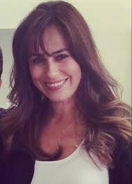 File:Daniela Escobar.jpg