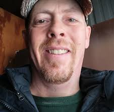 I am considering starting an ironman account. Ive lost motivation to play  my main, I've bought a few keys and bonds