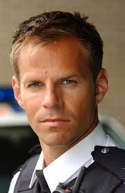 The Hopeful Traveler: Ben Richards in The Bodyguard Musical's Non-Singing  Leading Man Musical Role (West End, London)