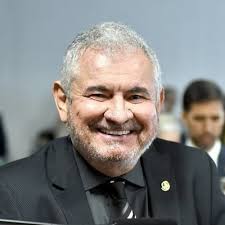 Leo Renato Bernardes (@LeoRenato)